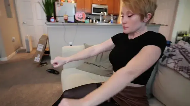 Poster: Clips4Sale.Com
Girlsgonehypnotized - GirlsGoneHypnotized - Isabelle'S Third Hypnosis Session (1080P)